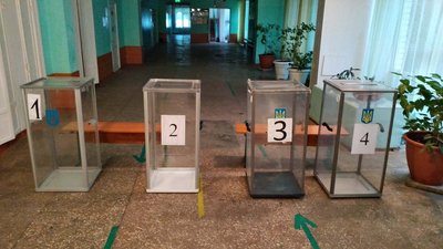На Херсонщині на дільницях не вистачає кабунок для голосування та скриньок, - ОПОРА На Херсонщині на дільницях не вистачає кабунок для голосування та скриньок, - ОПОРА