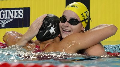 21-річна австралійська плавчиня встановила новий світовий рекорд на дистанціїї 200 метрів на спині