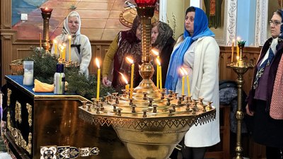 Різдво Христове парафіяни храм різдвяне богослужіння на Донеччині Різдво Христове парафіяни храм різдвяне богослужіння на Донеччині