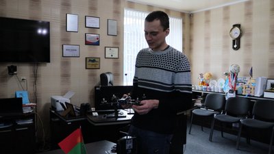 "Народний збір дронів": у громаді на Дніпропетровщині виготовляють безпілотники для ЗСУ "Народний збір дронів": у громаді на Дніпропетровщині виготовляють безпілотники для ЗСУ