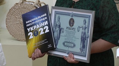 Художниці з Одещини встановили рекорд України