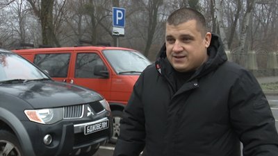 На Полтавщині пасічники зібрали майже пів мільйона гривень і придбали машини для ЗСУ На Полтавщині пасічники зібрали майже пів мільйона гривень і придбали машини для ЗСУ