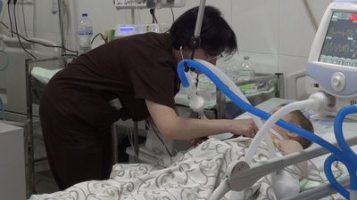 Лікарі розповіли про стан дітей, поранених від російського обстрілу Харкова 27 червня