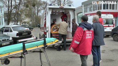 На Полтавщині створили ізолятор для перевезення людей з інфекційними хворобами На Полтавщині створили ізолятор для перевезення людей з інфекційними хворобами