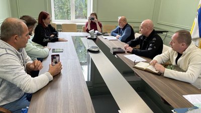 "ЗСУ в першу чергу": чому скасували акцію під Тернопільською міськрадою "ЗСУ в першу чергу": чому скасували акцію під Тернопільською міськрадою