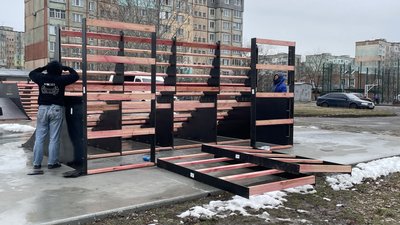 Монтаж скейтпарку в Полтаві Монтаж скейтпарку в Полтаві