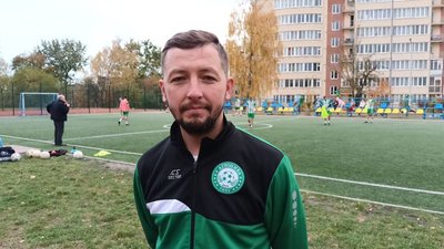 тренер футбольної команди тренер футбольної команди