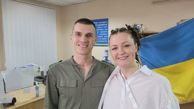 Обласна варта єднає. У Миколаєві уклали шлюб "на виїзді"