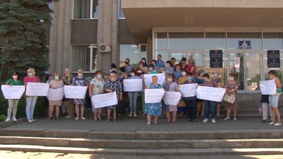 На Черкащині медпрацівники пікетували міську раду