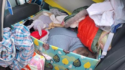 На кордоні виявили бейбі-бокс з дорослим чоловіком На кордоні виявили бейбі-бокс з дорослим чоловіком