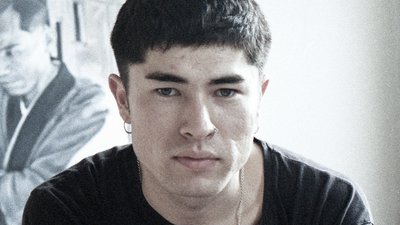 На благодійному аукціоні продали картину із зображенням оголеного Путіна На благодійному аукціоні продали картину із зображенням оголеного Путіна