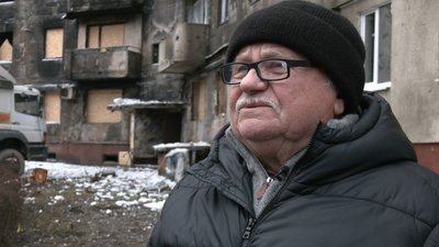 Тернополянин, який отримав поранення під час ракетної атаки, відновлює свою квартиру