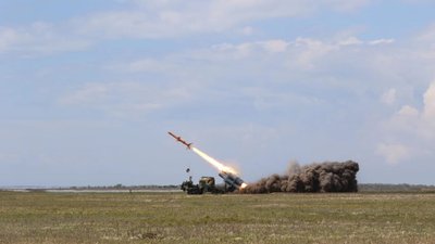 Український "Нептун" уразив військовий об’єкт РФ у Севастополі — ВМС