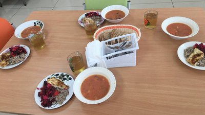 "Меню не повторюється". Як годують та скільки платять за харчування учні гімназії на Вінниччині "Меню не повторюється". Як годують та скільки платять за харчування учні гімназії на Вінниччині