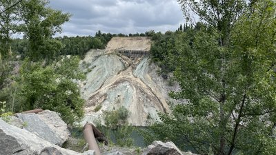 У Кременчуці стався зсув ґрунту на кар’єрі: чи є загроза для місцевих жителів У Кременчуці стався зсув ґрунту на кар’єрі: чи є загроза для місцевих жителів