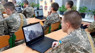 "Україна бореться за весь цивілізований світ". Історія бригадного генерала, який боронить Україну "Україна бореться за весь цивілізований світ". Історія бригадного генерала, який боронить Україну