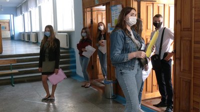 Передостаннє ЗНО цього року – з географії. Як його проходили в Рівному. РЕПОРТАЖ