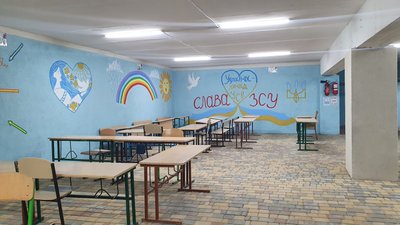За два місяці понад 50% українських шкіл облаштували захисними укриттями — Шкарлет
