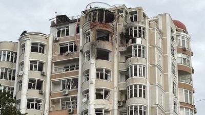 Пошкоджена багатоповерхівка внаслідок атаки РФ на Одесу, 13 вересня 2026 року