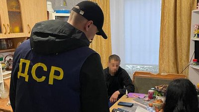 На Житомирщині припинили діяльність угруповання, яке займалося незаконними вирубками та лісопереробкою На Житомирщині припинили діяльність угруповання, яке займалося незаконними вирубками та лісопереробкою