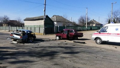 ДТП на Черкащині: двоє людей загинули, двоє — отримали травми ДТП на Черкащині: двоє людей загинули, двоє — отримали травми