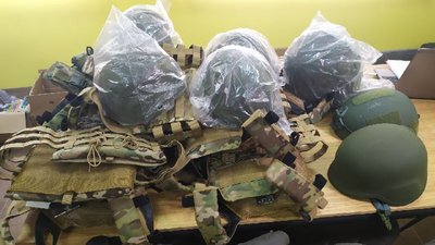 40 тонн допомоги військовим за 38 днів. Як працює гуманітарний центр у Долинській 40 тонн допомоги військовим за 38 днів. Як працює гуманітарний центр у Долинській