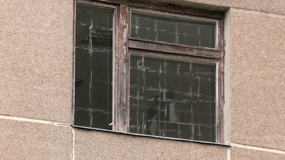 Спецкомісія підраховує збитки, завдані чотирма авіаударами по Сарнах на Рівнененщині Спецкомісія підраховує збитки, завдані чотирма авіаударами по Сарнах на Рівнененщині