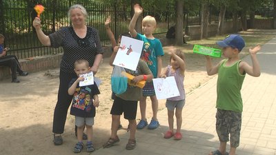 "На серці досі тривога", — переселенці, які живуть у запорізькому інтернаті розповіли, як оговтуються від пережитого