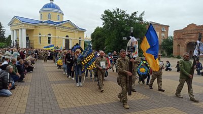 У Прилуках попрощалися з з Юрієм Левченком та Олегом Морозом У Прилуках попрощалися з з Юрієм Левченком та Олегом Морозом
