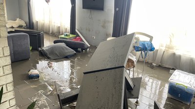 У Зимівнику Херсонської області затопило майже сто будинків внаслідок підриву Каховської ГЕС У Зимівнику Херсонської області затопило майже сто будинків внаслідок підриву Каховської ГЕС