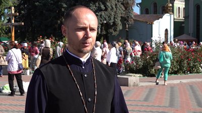 Букетик не спасає, спасає Господь: черкаський священик розповів про суть свята Маковія Букетик не спасає, спасає Господь: черкаський священик розповів про суть свята Маковія