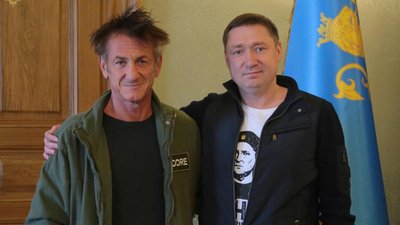 Американський актор Шон Пенн допоможе Львову із гуманітаркою для переселенців