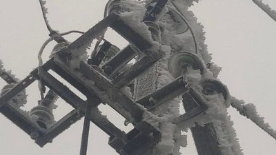 Через погодні умови знеструмлено частину Хмельниччини