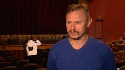 Фрагменти вистав, пісні та балет: доброчинне дійство "Мости" відбулося в Черкаському драмтеатрі Фрагменти вистав, пісні та балет: доброчинне дійство "Мости" відбулося в Черкаському драмтеатрі