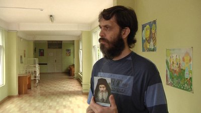В Одесі планують вилучити з родини підлітка, який потрапив до лікарні з анорексією В Одесі планують вилучити з родини підлітка, який потрапив до лікарні з анорексією