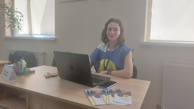 "Поки є маріупольці, буде жити Маріуполь". У Франківську запрацював центр "Я — Маріуполь" "Поки є маріупольці, буде жити Маріуполь". У Франківську запрацював центр "Я — Маріуполь"