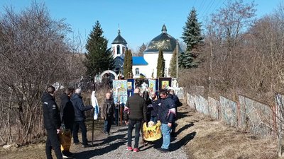 На Тернопільщині попрощалися із загиблим художником та бійцем Олегом Дробоцьким