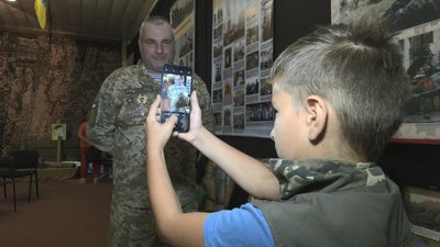 "Не хочу, щоб тут було як там": черкаський боєць про війну "Не хочу, щоб тут було як там": черкаський боєць про війну