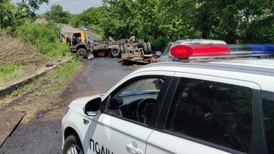 На Полтавщині міндобриво з вантажівки вилилося в річку