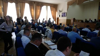 Пропонували 12, залишили половину: у Херсоні обрали почесних громадян Пропонували 12, залишили половину: у Херсоні обрали почесних громадян