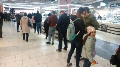 У перший "червоної" зони у Херсоні зросла кількість охочих вакцинуватись У перший "червоної" зони у Херсоні зросла кількість охочих вакцинуватись