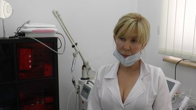Лікарка-дерматологиня Алла Латинська