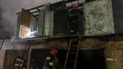 На Вінниччині за минулу добу внаслідок пожежі загинули 2 людини На Вінниччині за минулу добу внаслідок пожежі загинули 2 людини