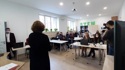 Врятуймо планету разом: у Франківську обирають кращого школяра-винахідника року