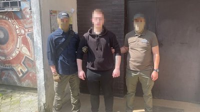 Допомагав окупантам захопити Сєвєродонецьк: на Закарпатті затримали ймовірного агента ФСБ
