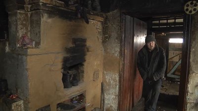 Микола Ломико у себе вдома.