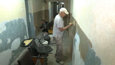 У студмістечку Чернівецького національного університету обладнали три укриття У студмістечку Чернівецького національного університету обладнали три укриття