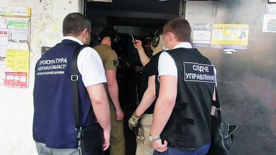 В Одесі правоохоронці попередили розбійний напад на підприємців В Одесі правоохоронці попередили розбійний напад на підприємців