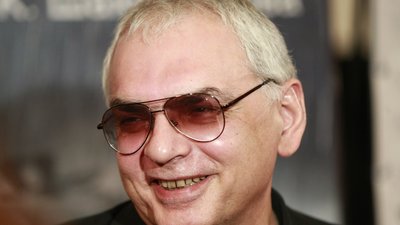 Карен Шахназаров