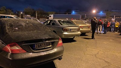 "Нас не чують". Власники "євроблях" з Одеси зібралися на протест до Верховної Ради "Нас не чують". Власники "євроблях" з Одеси зібралися на протест до Верховної Ради